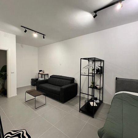 Room 12 Milano Екстериор снимка