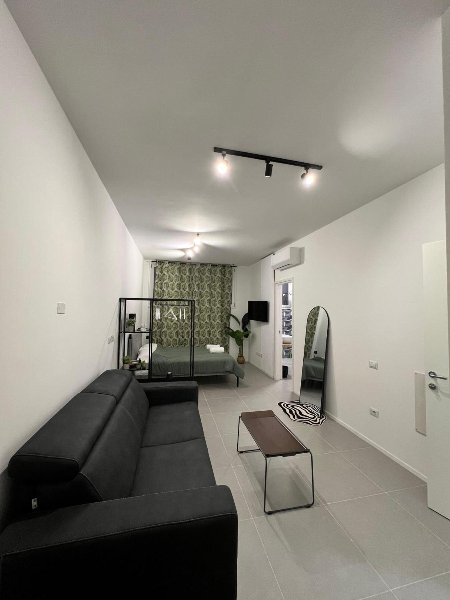 Room 12 Milano Екстериор снимка