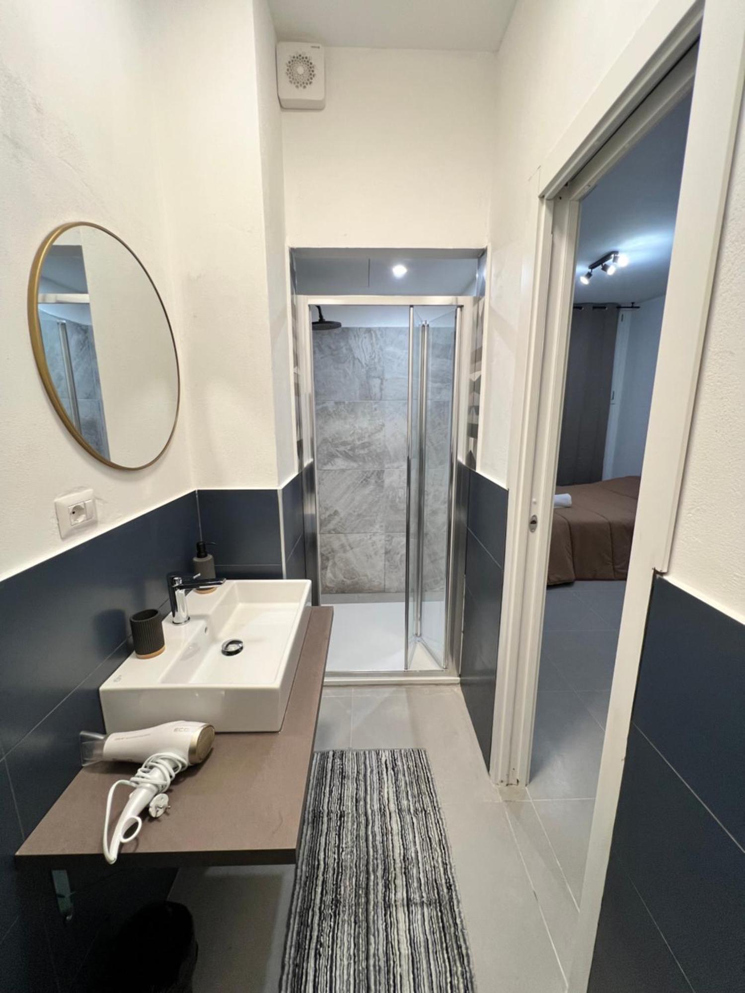 Room 12 Milano Екстериор снимка